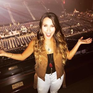 Meet your Posher, Kara