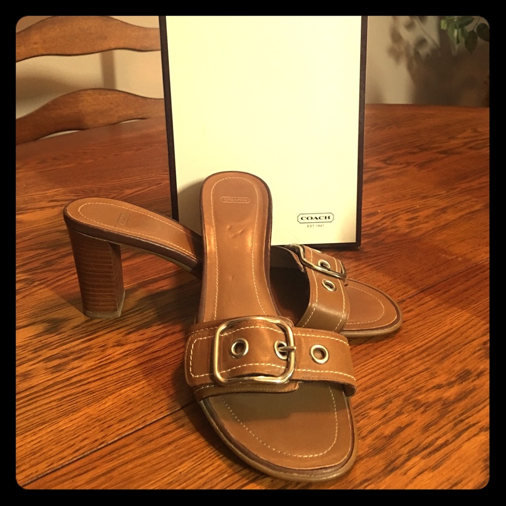 Vintage Coach Leather Heels sz 8 made in Italy