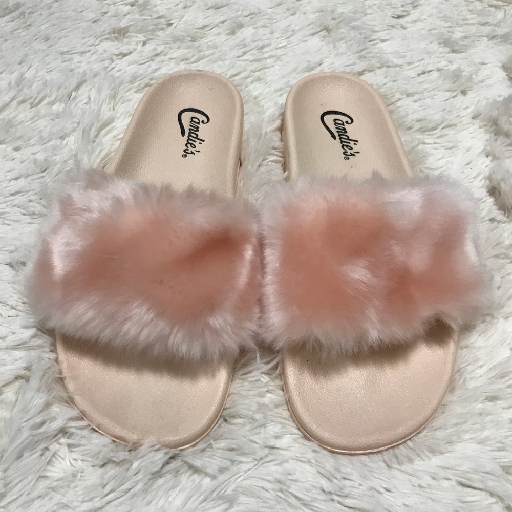 Candie’s pink furry slides