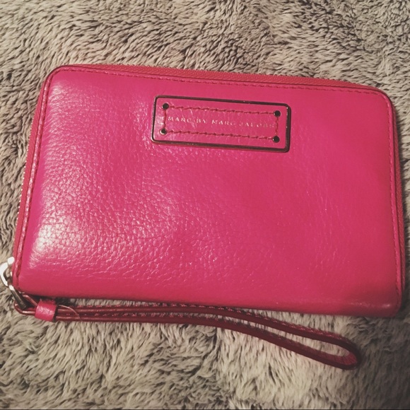 Marc Jacobs Pink Wrist Wallet - Picture 1 of 3