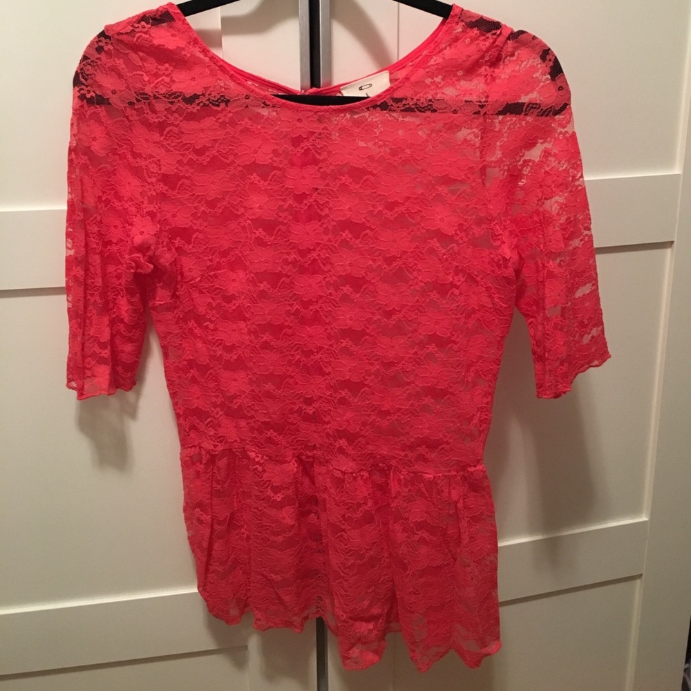 Coral Lace three quarter sleeves shirt - Large