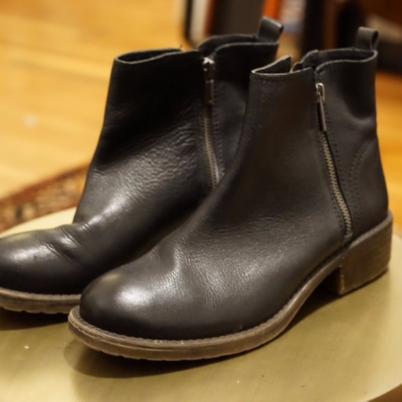 Lucky Brand Shoes - Lucky Brand black leather boots zipper Sz. 8.5