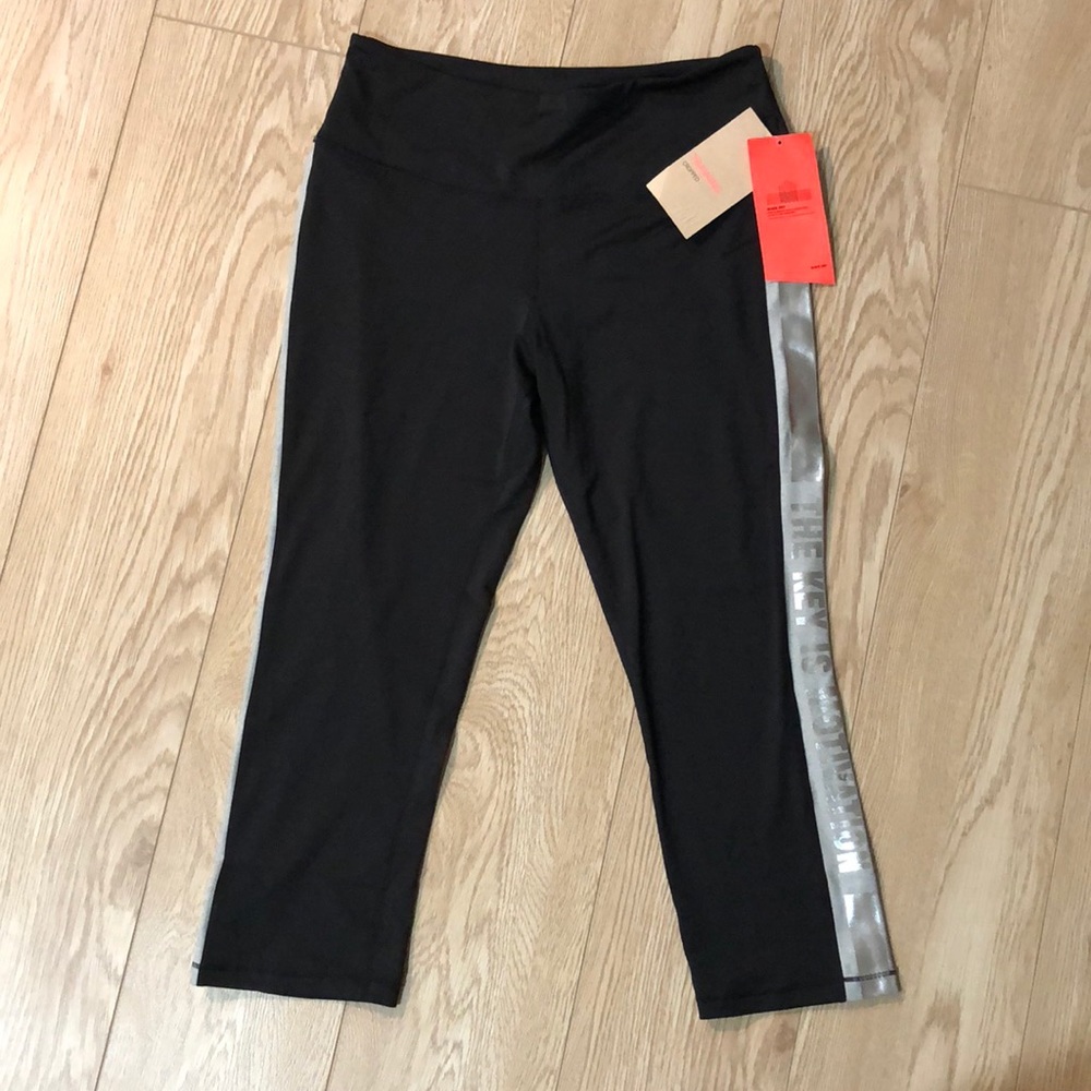 Cropped QuickDry Workout Training Pants Black