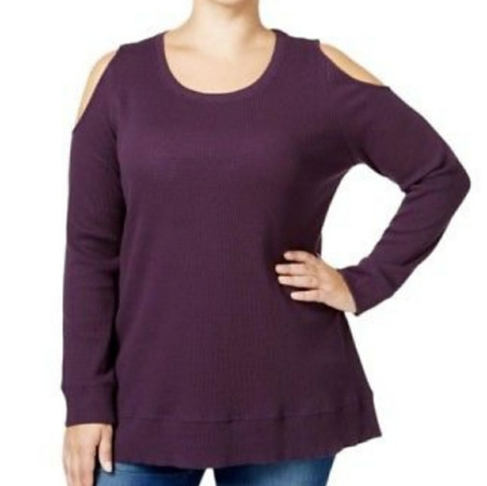 Thermal Style & Co Cold Shoulder Top in Dark Grape