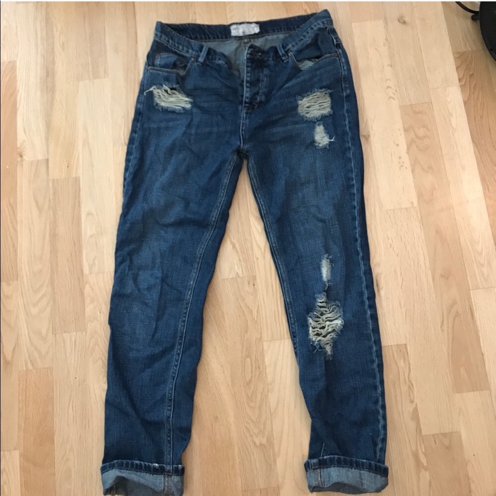 Free People distressed boyfriend jeans!