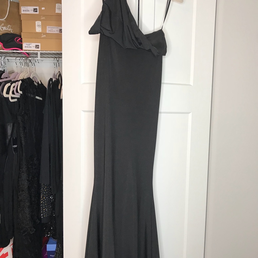 Abyss by Abby Floor Length Dress - Picture 2 of 4
