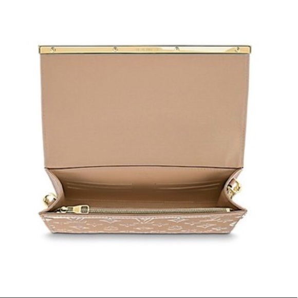 **SOLD** Louis Vuitton Beige Patent Leather Bag - Picture 2 of 6