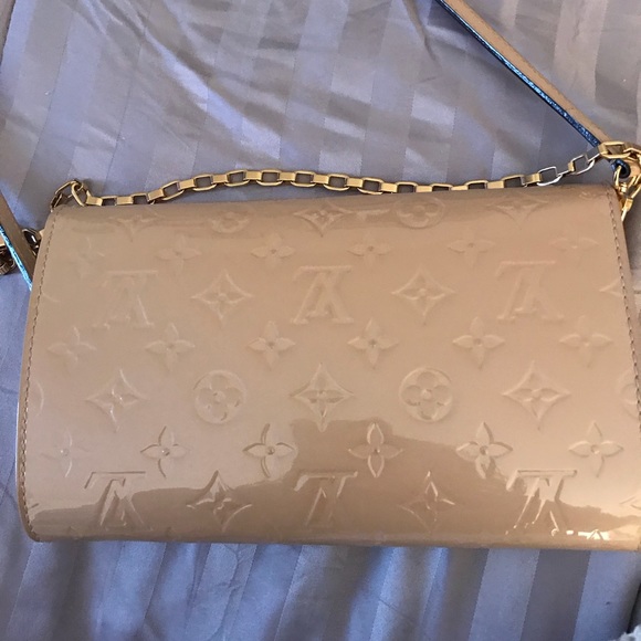 **SOLD** Louis Vuitton Beige Patent Leather Bag - Picture 6 of 6