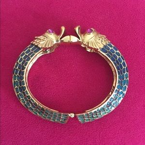 Betsey Johnson kissing fish bracelet