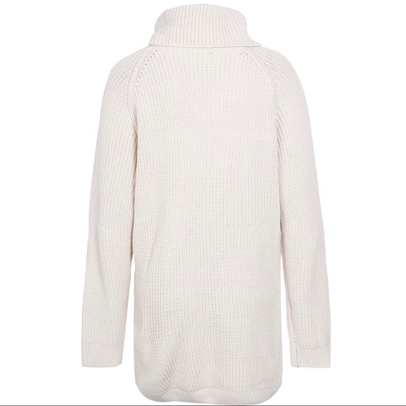 ‘Cora’ Beige Sweater Dress With Pockets - Picture 7 of 8