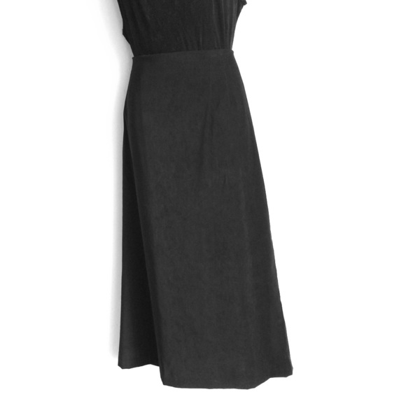Briggs of New York Dresses & Skirts - Briggs of New York Velour Black Maxi Skirt Sze 22W Briggs of New York Dresses & Skirts - Briggs of New York Velour Black Maxi Skirt Sze 22W