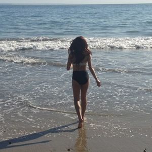 Meet your Posher, Monica