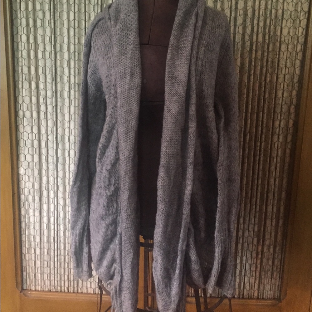Long casual grey sweater - Picture 2 of 8
