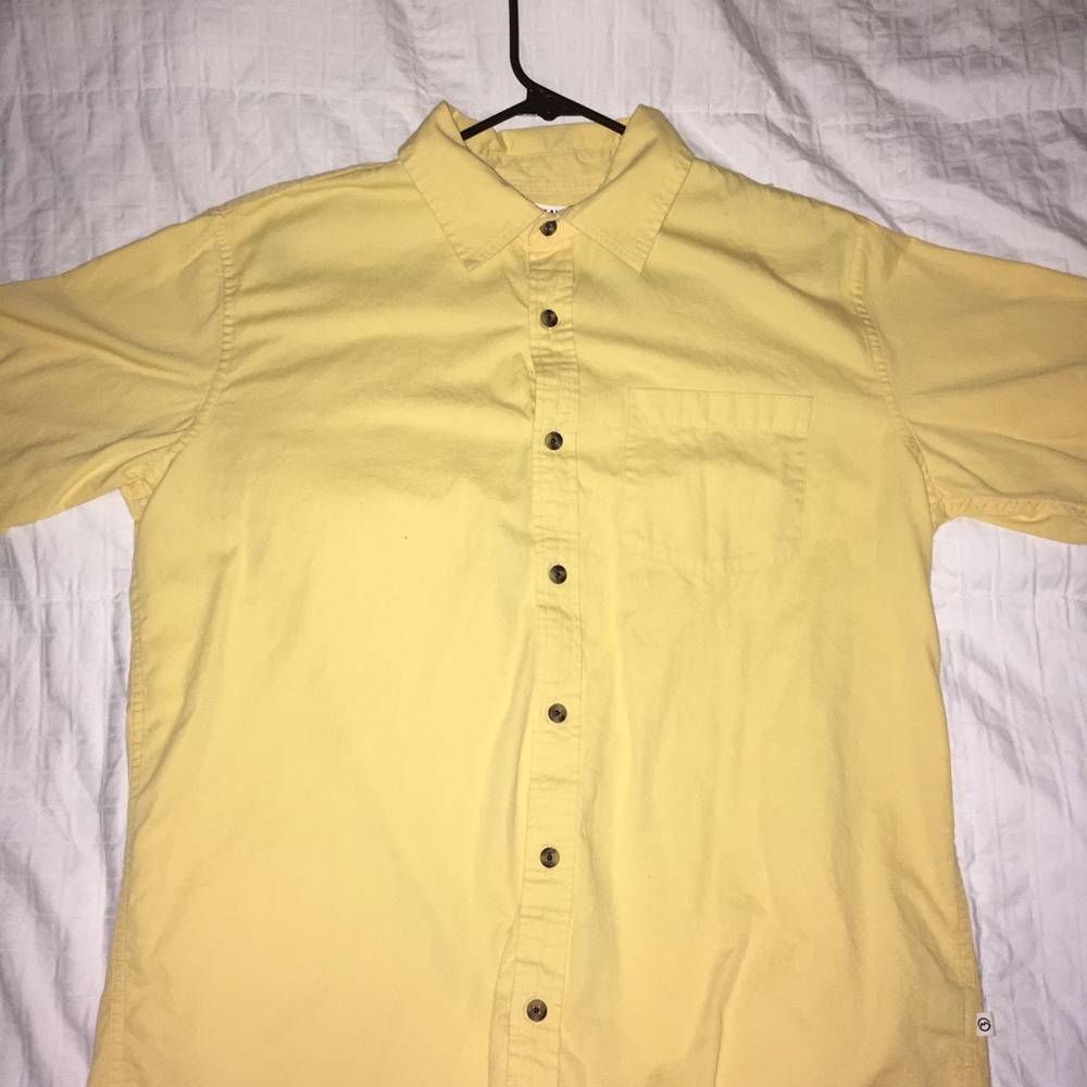 Magellan Button Up