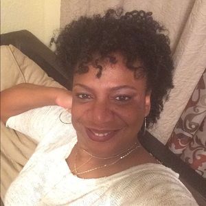 Meet your Posher, Kay