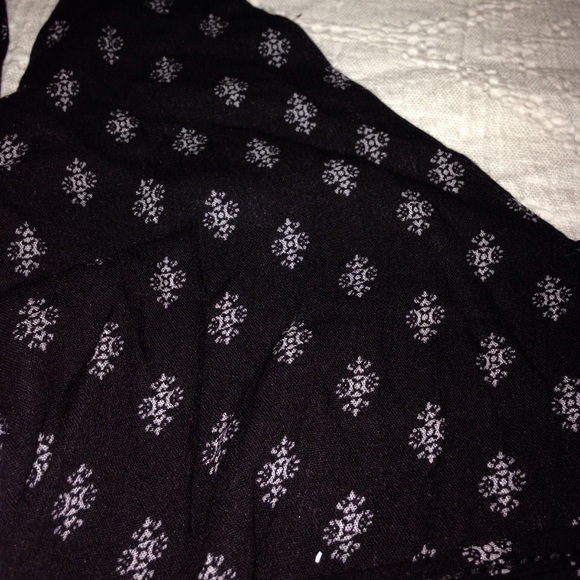 LAST ONE! Sexy and Flirty Deep V Plunge open back - Picture 5 of 5