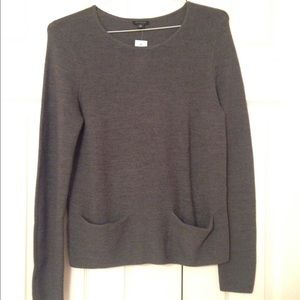 Ann Taylor grey sweater with pockets