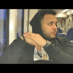 Meet your Posher, Peter