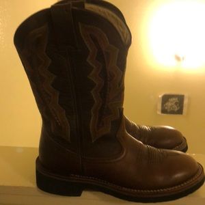 Durango round toe cowgirl boots. Worn once!