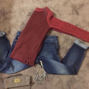 Burgundy NY Collection Sweater w/shoulder Zipper