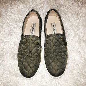 Steve Madden Slip On Sneaker