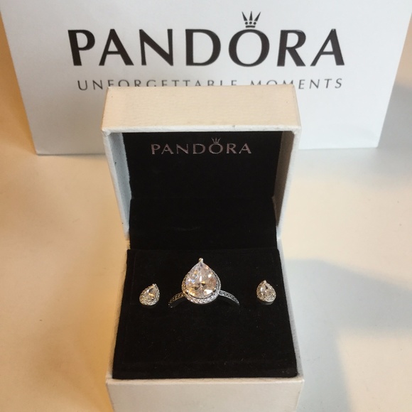 Pandora Radiant Teardrop Ring & Stud Earrings Set - Picture 5 of 8