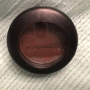 MAC Cosmetics Eyeshadow - EMBARK Matte
