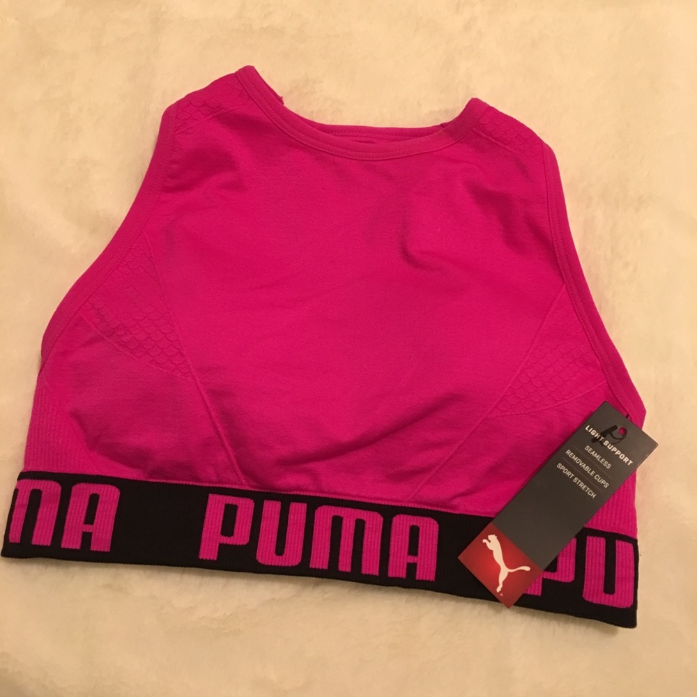 New Puma sports bra in pink and black NWT