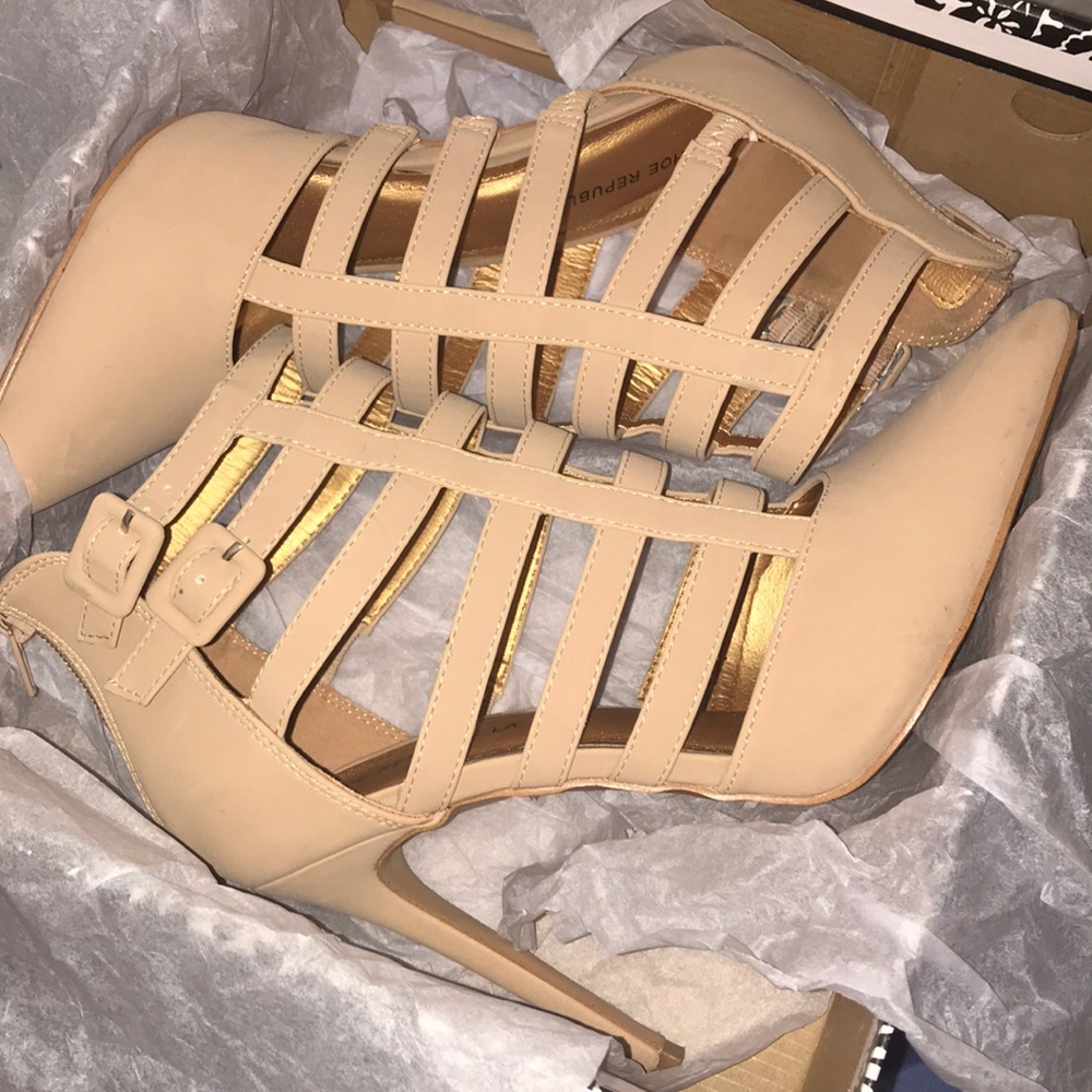 Tan Heels