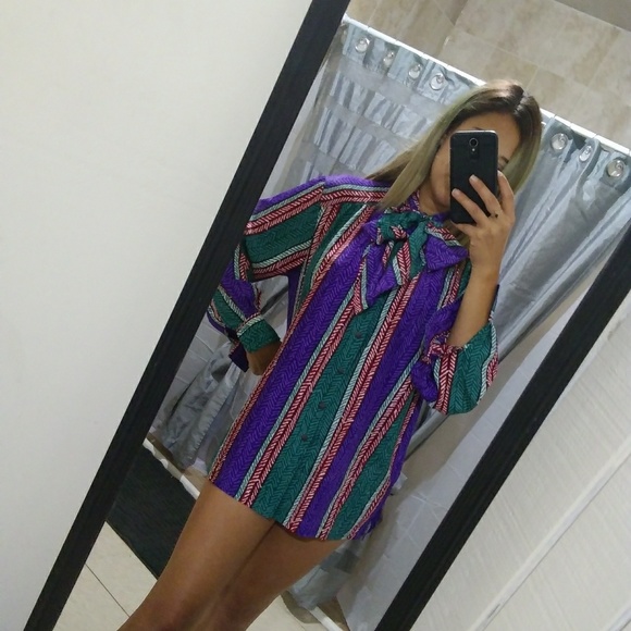 Tops - Retro tie up Blouse