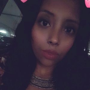 Meet your Posher, Elena