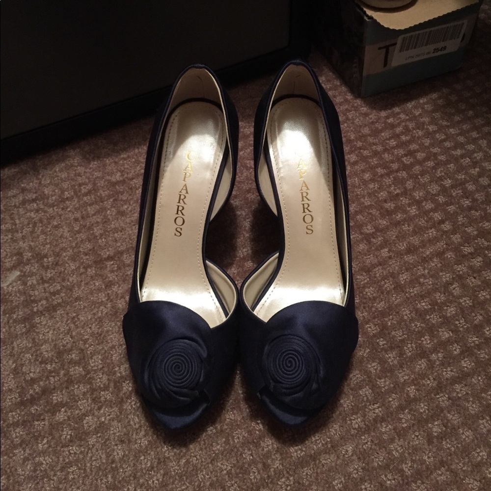 Navy silk Caparros heels 7