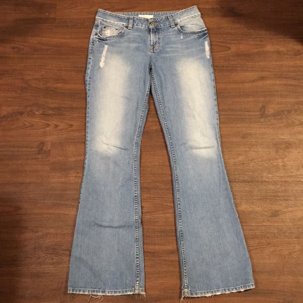 BKE jeans light wash bootcut from Buckle sz 30
