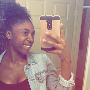 Meet your Posher, Sade