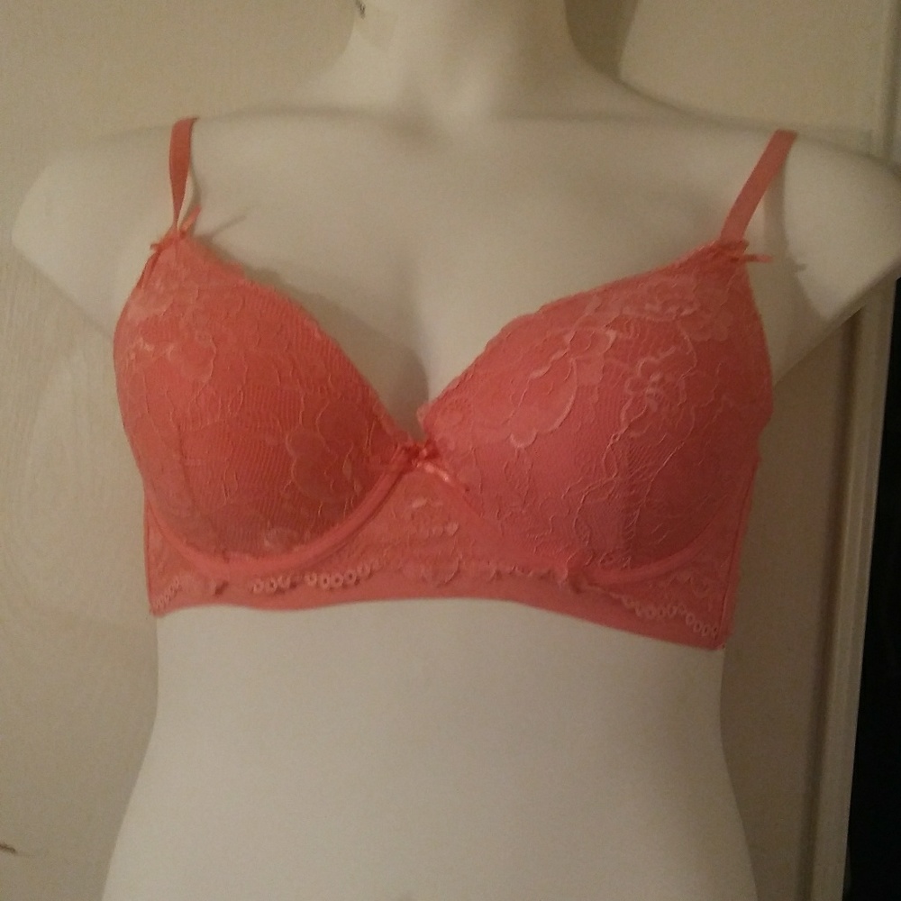 36 C Ladies Padded Lace Bra