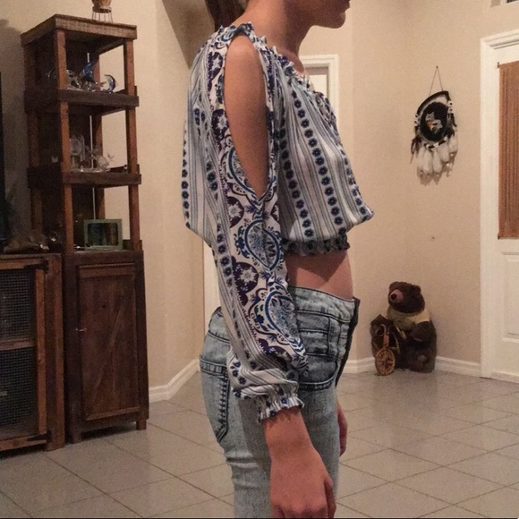 Flower hippie crop top - Picture 2 of 3