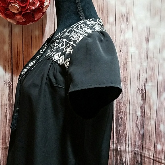 ❤ One Clothing Hi-lo Shift Dress - Picture 3 of 7