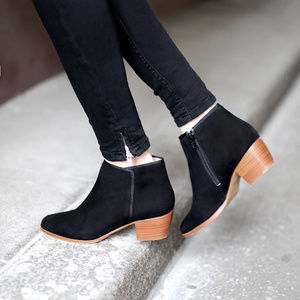 Sezane Austin boots in black suede