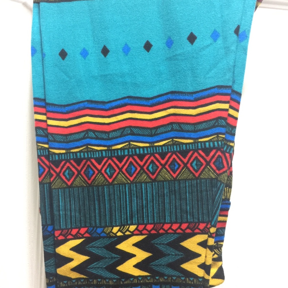 One Size LuLaRoe Leggings.