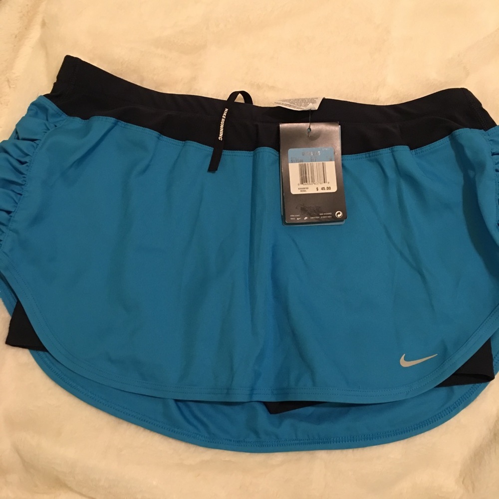 New Nike dri-fit running skort NWT