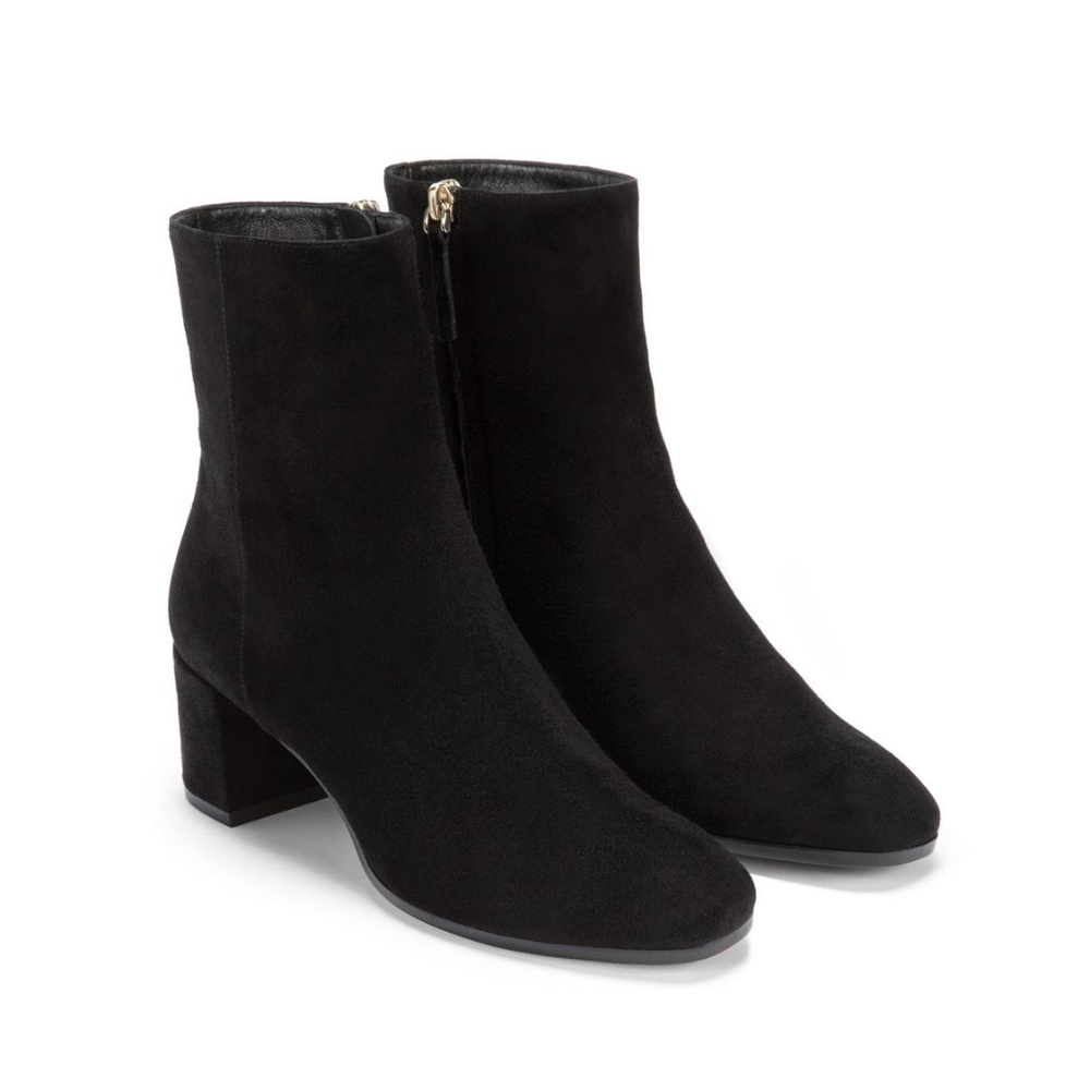 M. Gemi Black Suede Corsa Boots