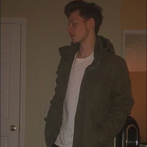 Meet your Posher, Cameron