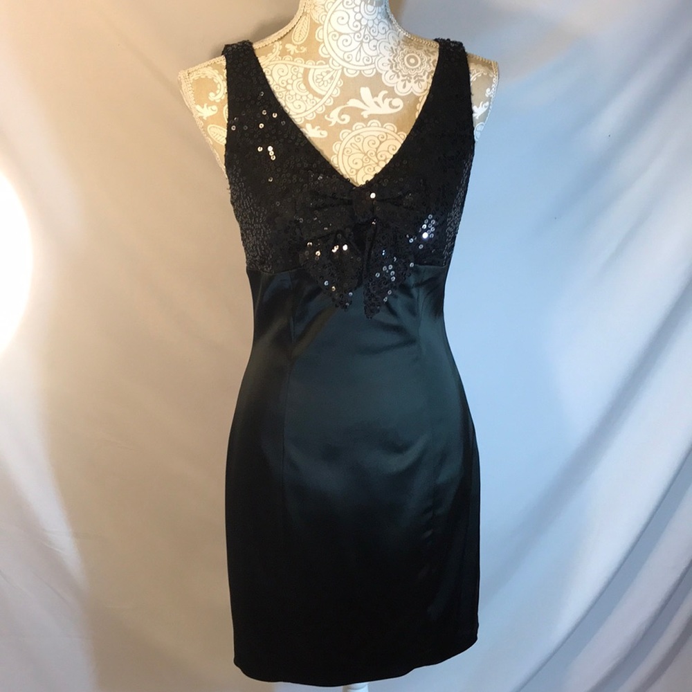 NWT Betsey Johnson black satin/sequin cocktail