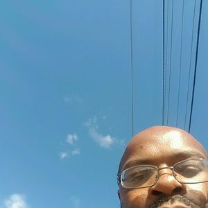 Meet your Posher, Carlos