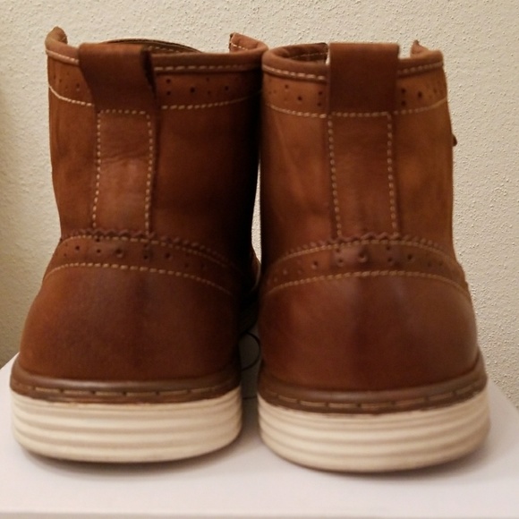 *Like new* Steve Madden boot - Picture 4 of 6