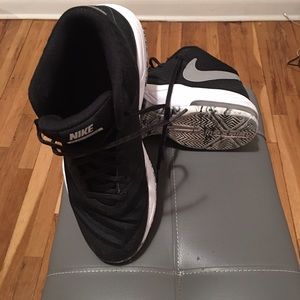 Nike Air Max Emergent