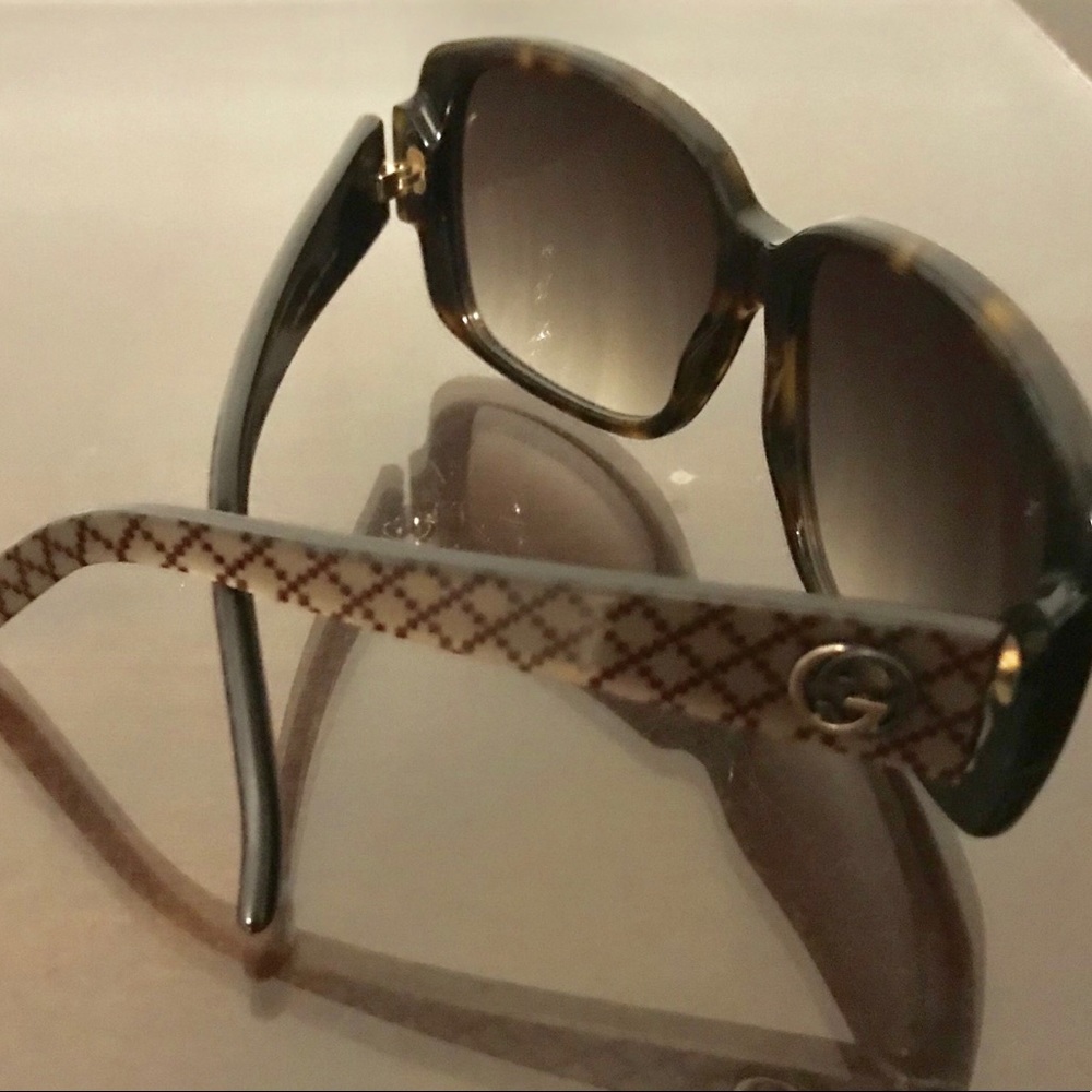Gucci Sunglasses barely used