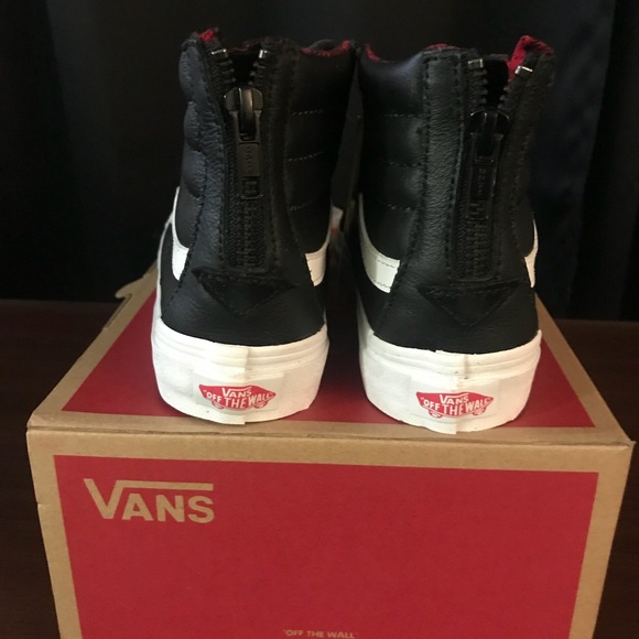 Vans - Picture 4 of 4