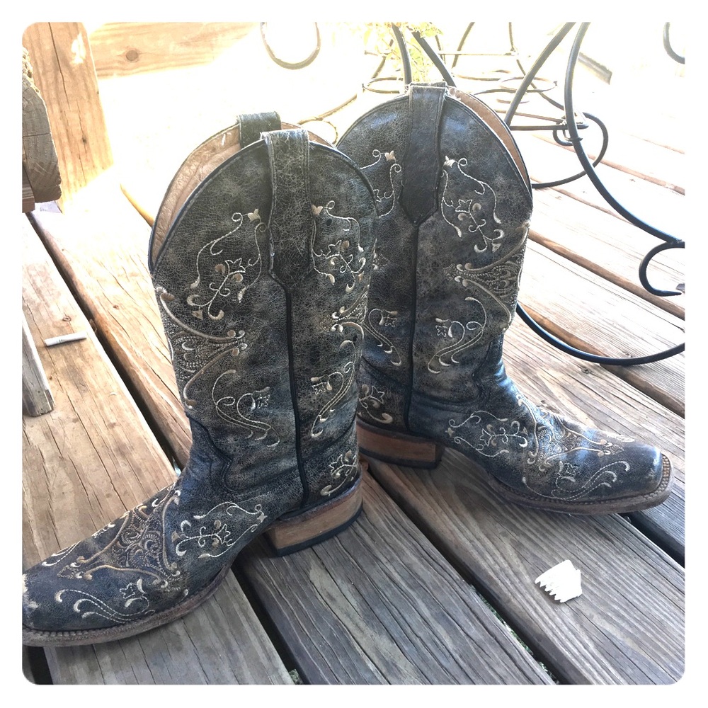 Women’s boots