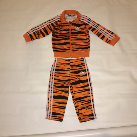 adidas originals infant tracksuit